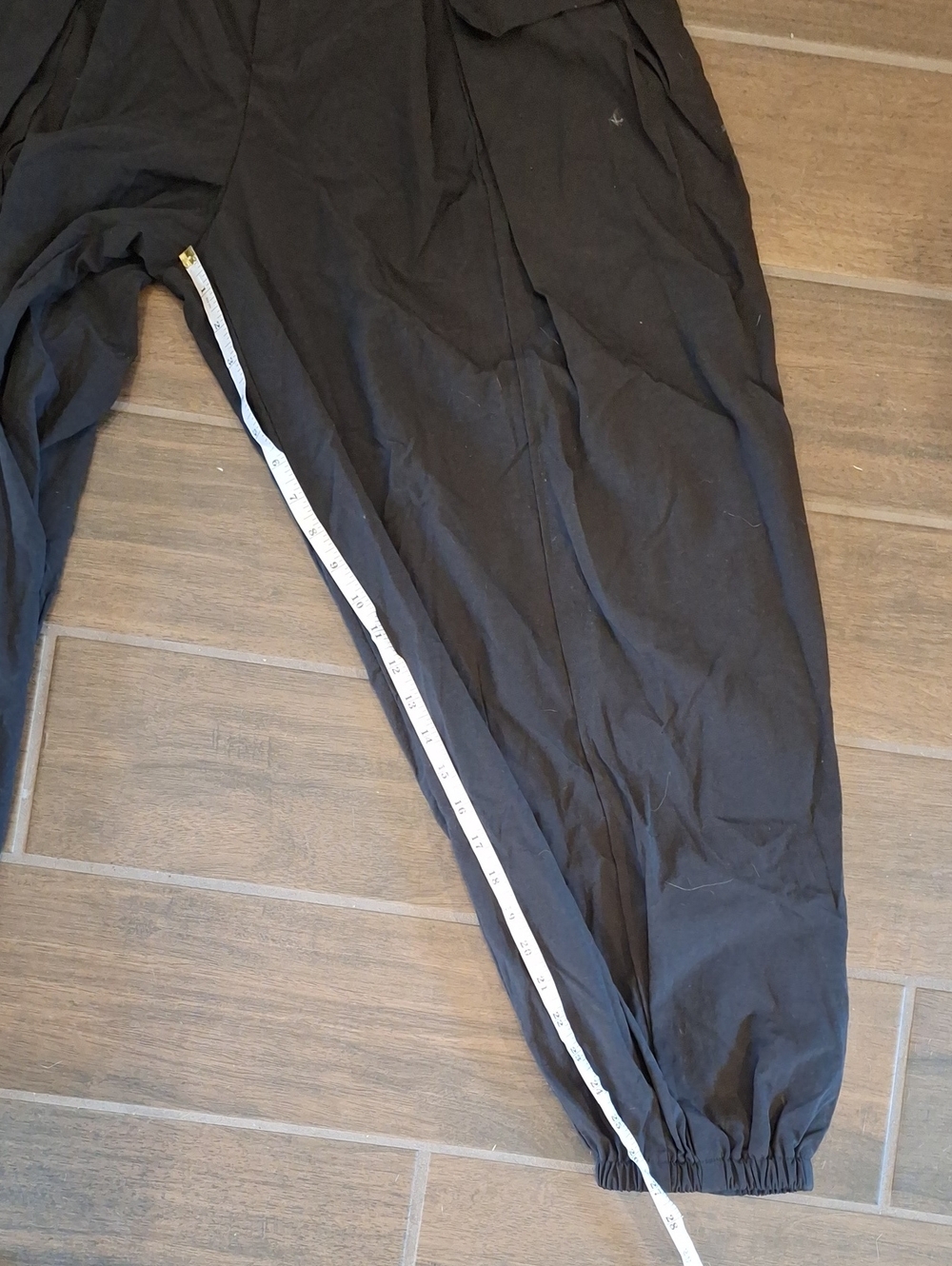 NWT Halara High Waisted Flap Pocket Balloon Cargo Pants Black Size Large - Picture 9 of 9